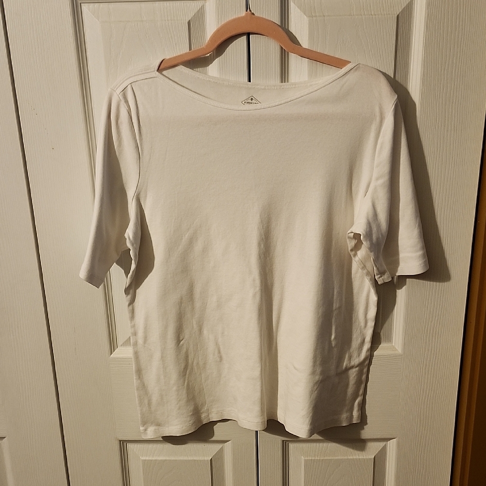 St. John's Bay White Short Sleeve Tee
